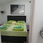 Oto Apartman