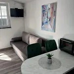Oto Apartman Vir